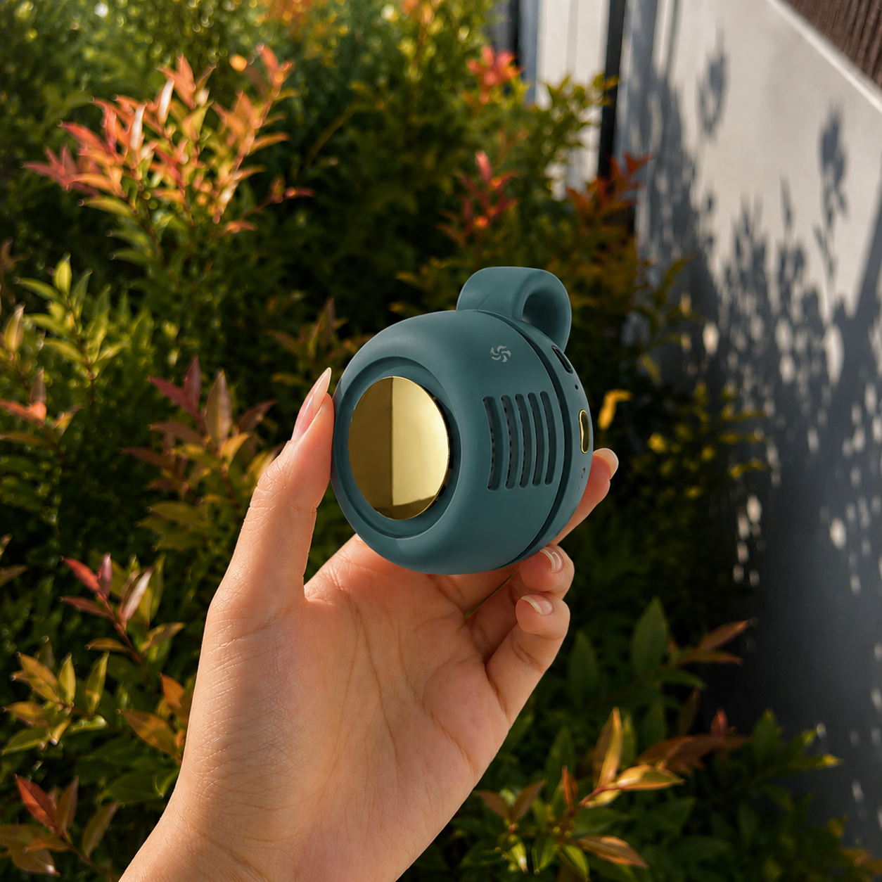 AeroChill 360° Cooling Fan